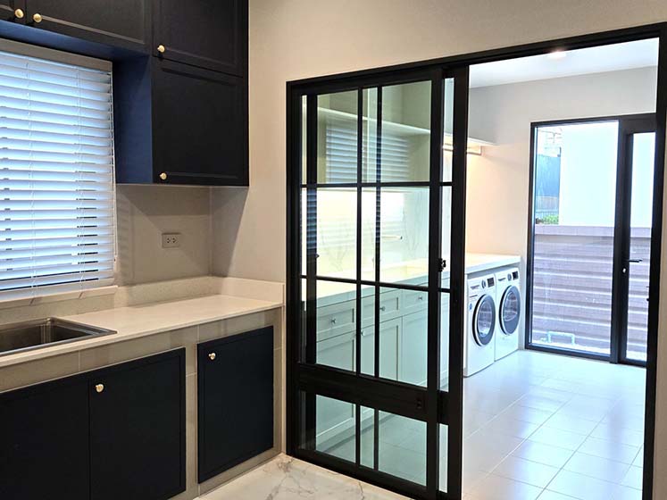 House with Shared Pool in Bangnatrad 